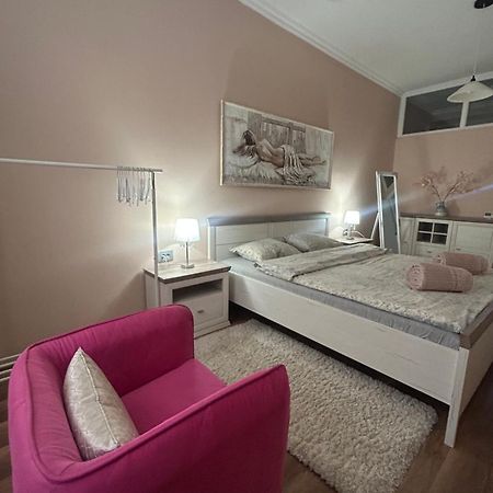 Apartman Teodora スボティツァ エクステリア 写真